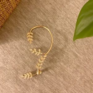 Gold Earring Leaf Design